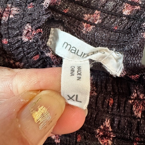 Maurices Black and Pink Graphic Long Sleeve Blouse - Picture 2 of 3